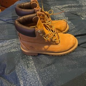 Boys Timberland boots